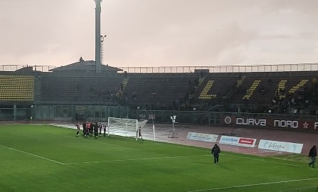 Al momento stai visualizzando Débâcle Amaranto