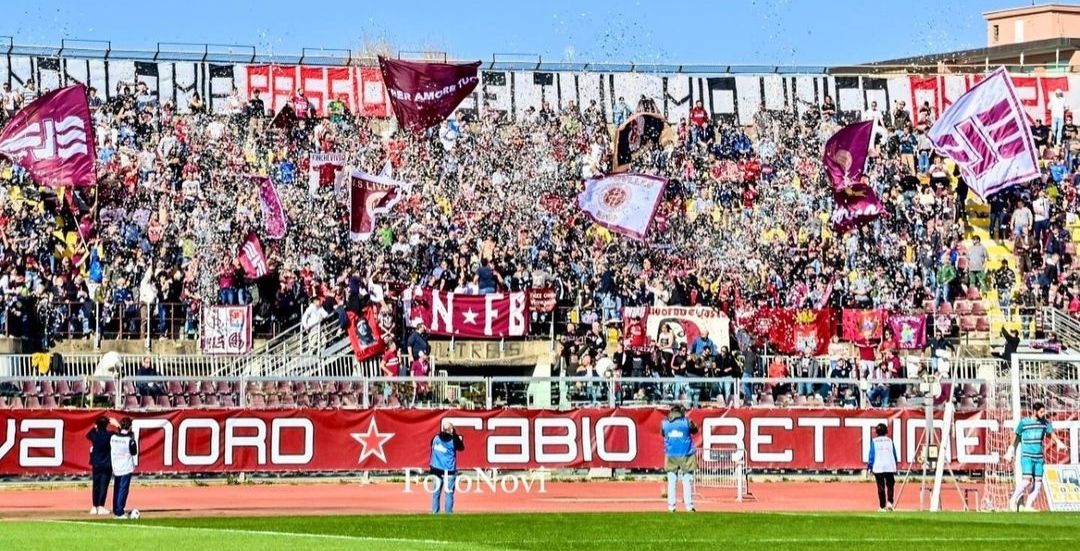 Al momento stai visualizzando AAA cercasi Unione Sportiva Livorno