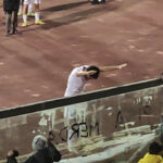 Mattia Lucarelli saluta la Curva Nord di Livorno al termine della partita US Livorno - Ostia Mare